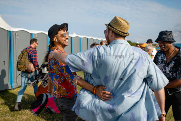 Best Luxury portable toilet rental  in Diamond, IL