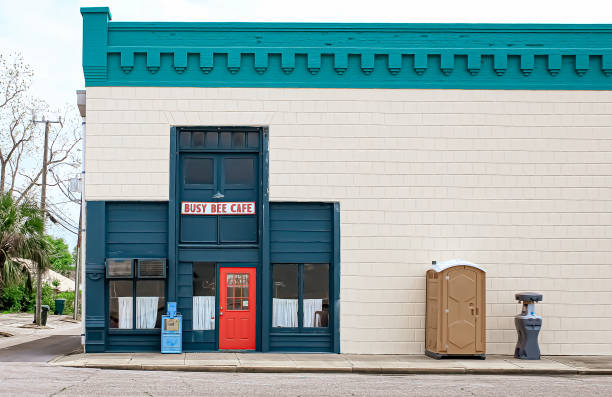 Best Porta potty delivery and setup  in Diamond, IL
